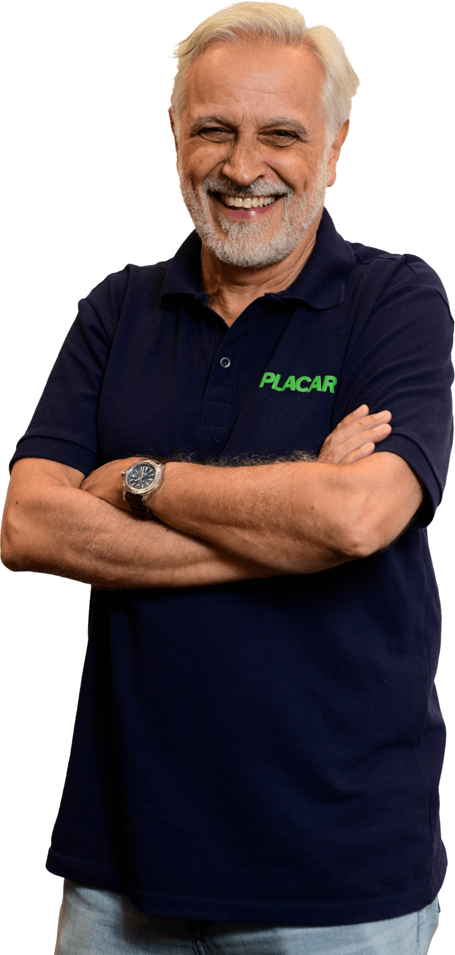 Homem sorrindo para newsletter