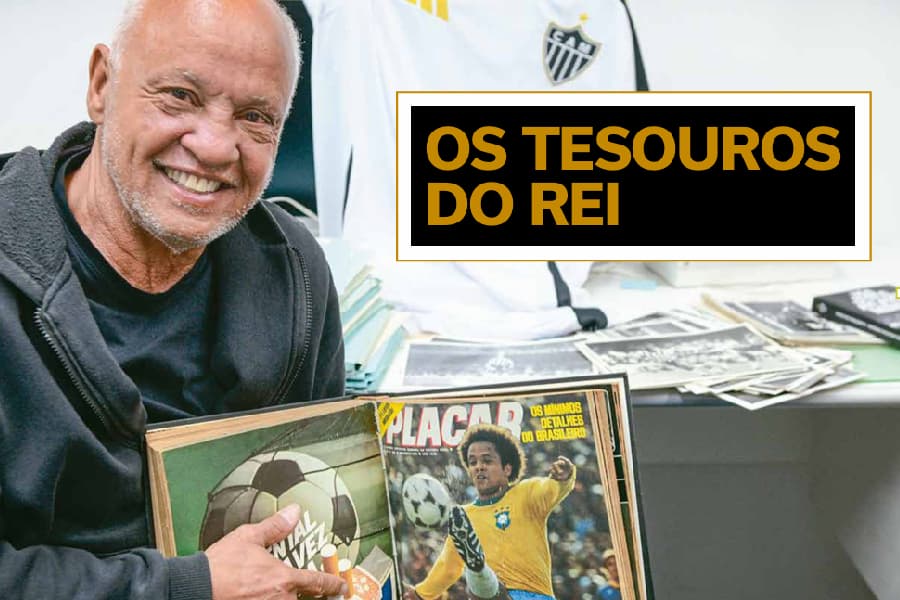 Reinaldo, a lenda do Galo, revê relíquias do acervo de PLACAR