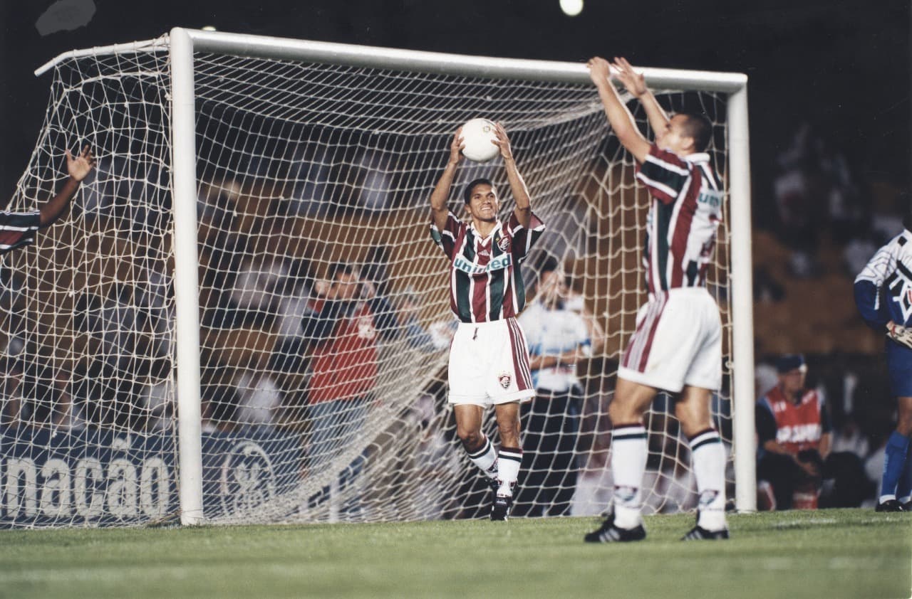 Quantas vezes o Fluminense já foi rebaixado?
