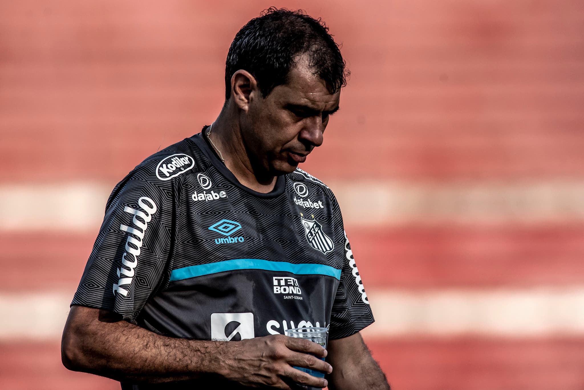 Caso Carille: entenda a situação entre o Santos e o time japonês V-Varen Nagasaki