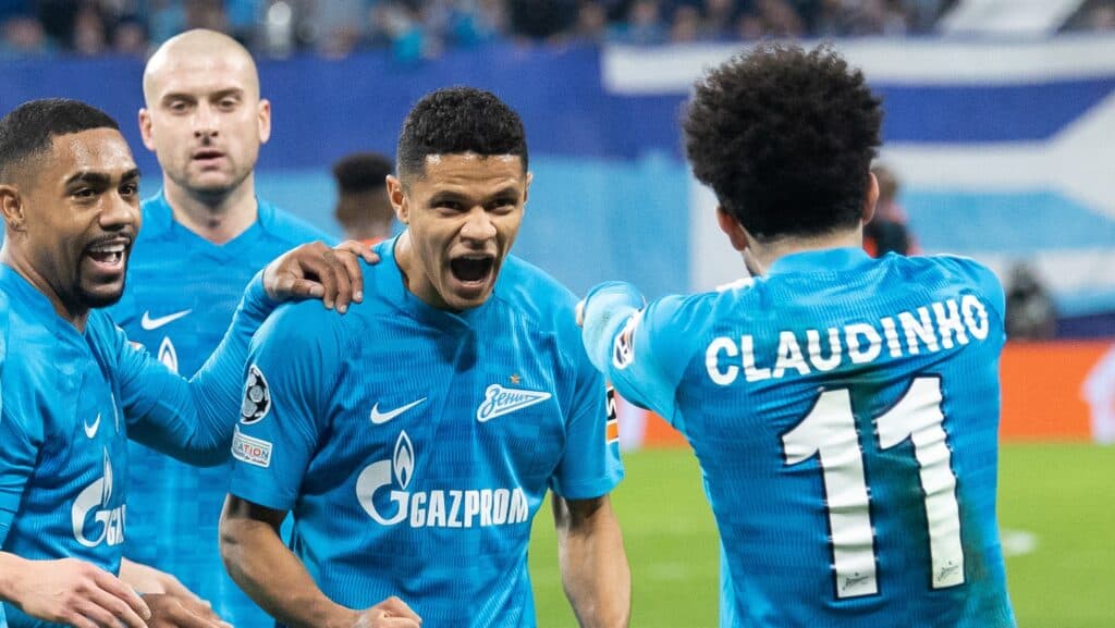 De onde vem a fortuna do Zenit?