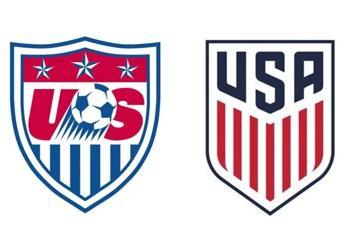 Escudos antigo e atual da seleção dos EUA