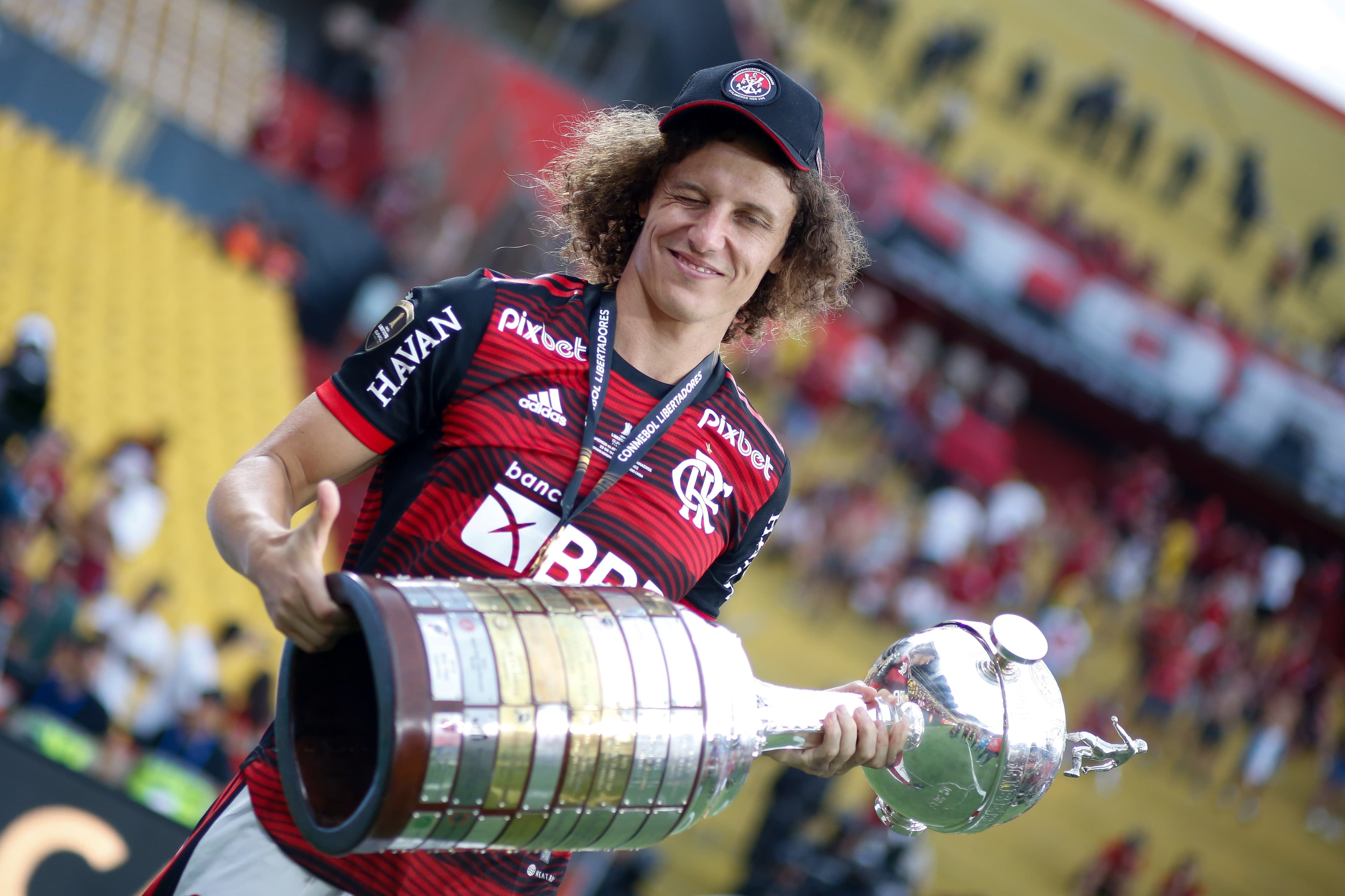 Flamengo não deve repor saída do zagueiro David Luiz