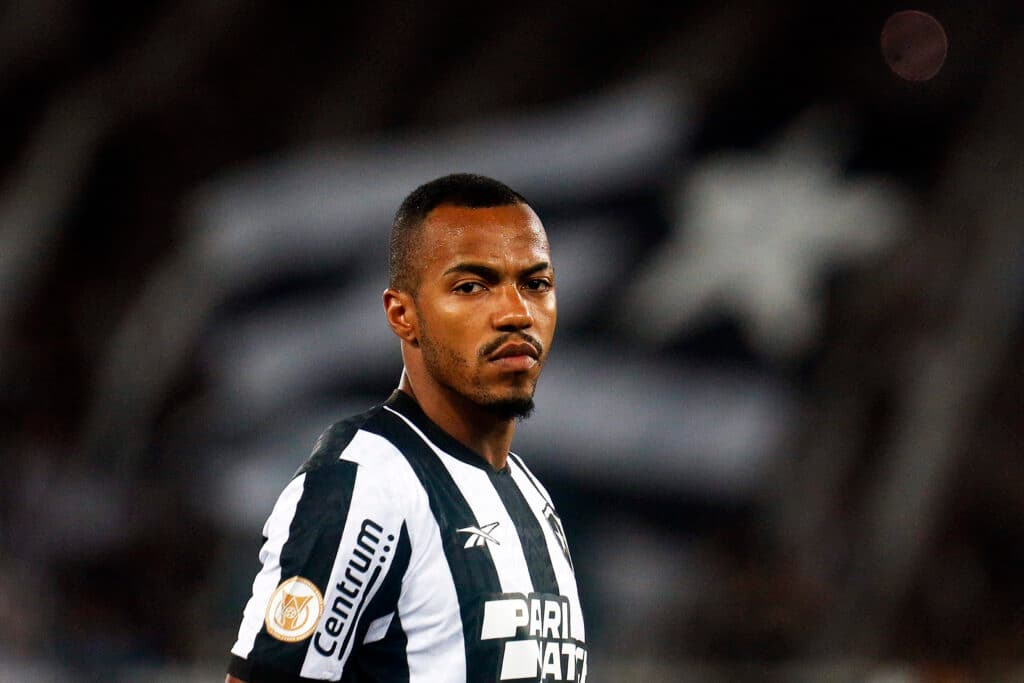 Botafogo tem apenas dois titulares de 2023 traumático