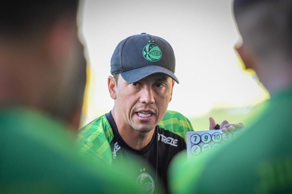 São Paulo procura Carpini e se aproxima de acerto com novo treinador