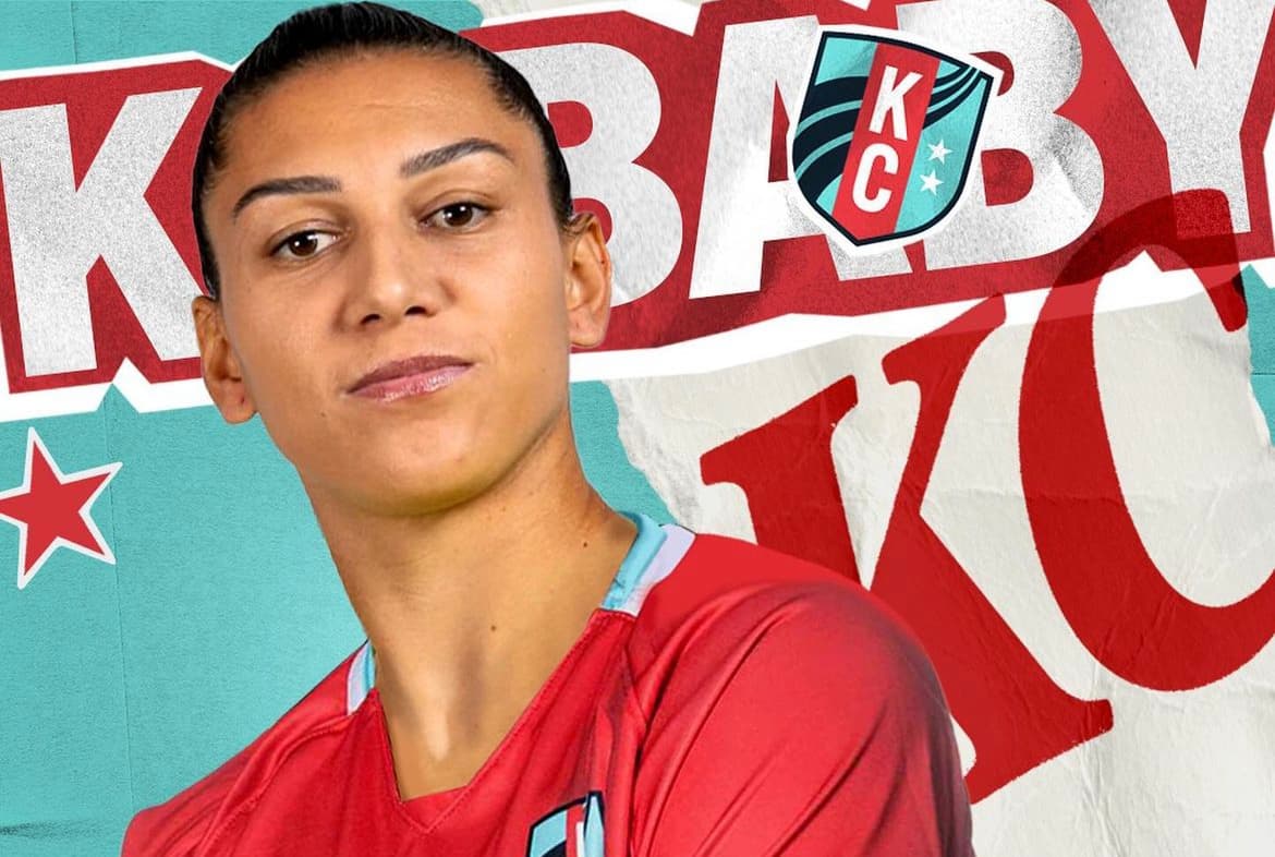 Bia Zaneratto será companheira de Debinha nos EUA