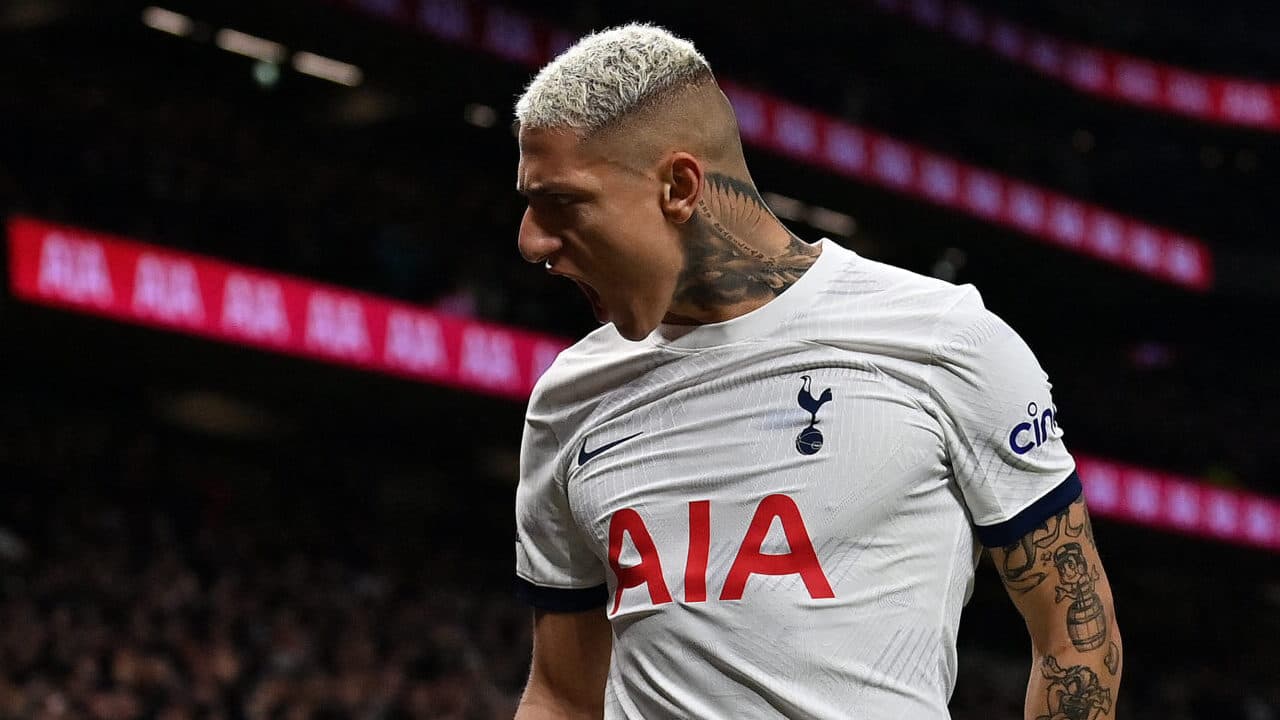 Fluminense contata Tottenham para ter Richarlison em 2025