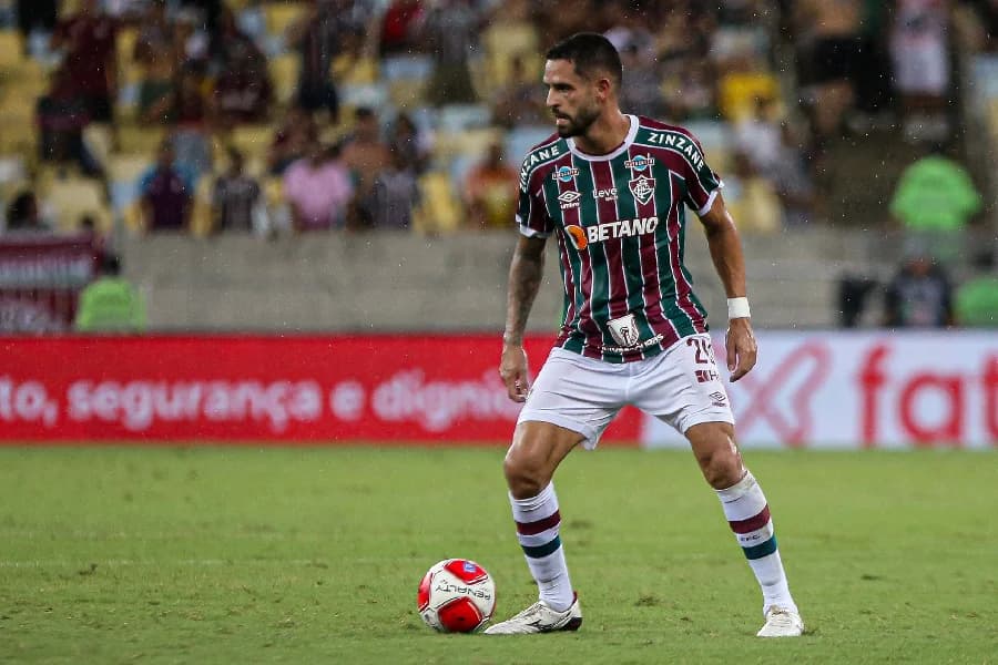 Renato Augusto levanta possibilidade de aposentadoria