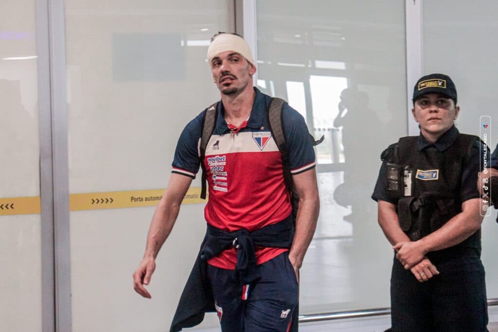 Polícia cumpre mandados e prende suspeitos de ataque a ônibus do Fortaleza