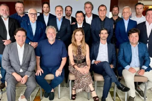 Grêmio, São Paulo e Santos tem propostas para deixarem a Libra