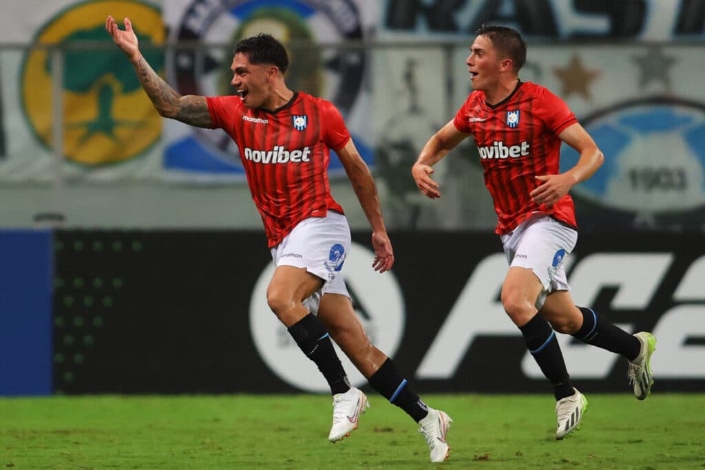 Grêmio tropeça em casa para o Huachipato e se complica na Libertadores
