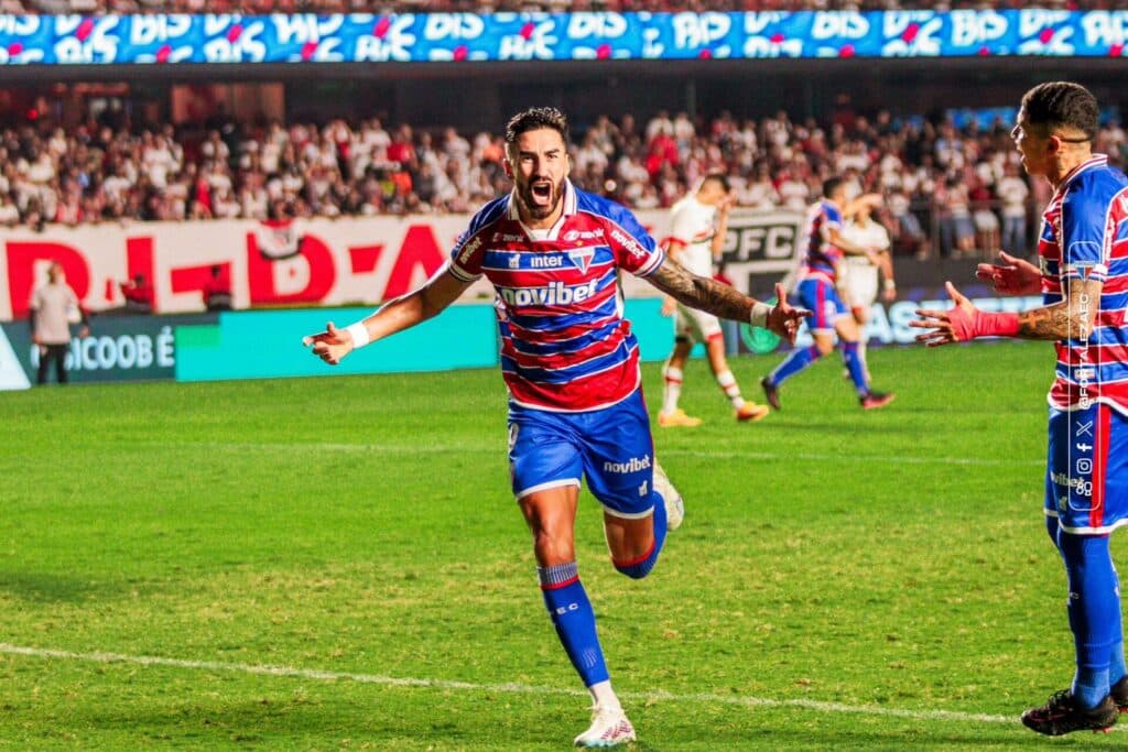 Fortaleza estreia no Brasileirão com vitória fora e aumenta a crise do São Paulo