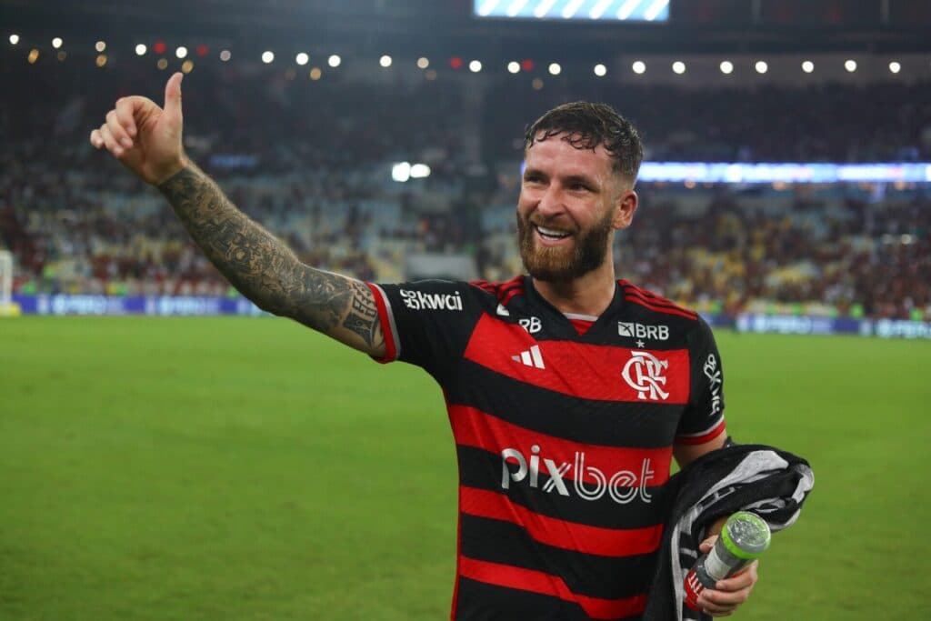 Flamengo é campeão com a melhor defesa da história do Carioca desde 1906