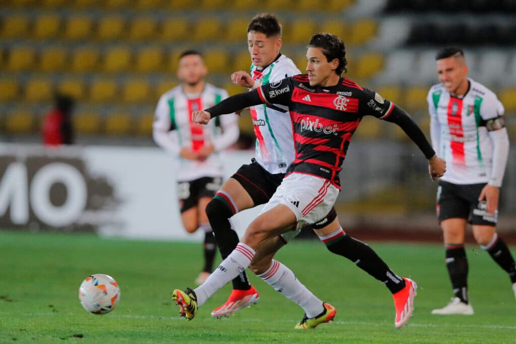 Flamengo perde para o Palestino, aumenta má fase e se complica na Libertadores