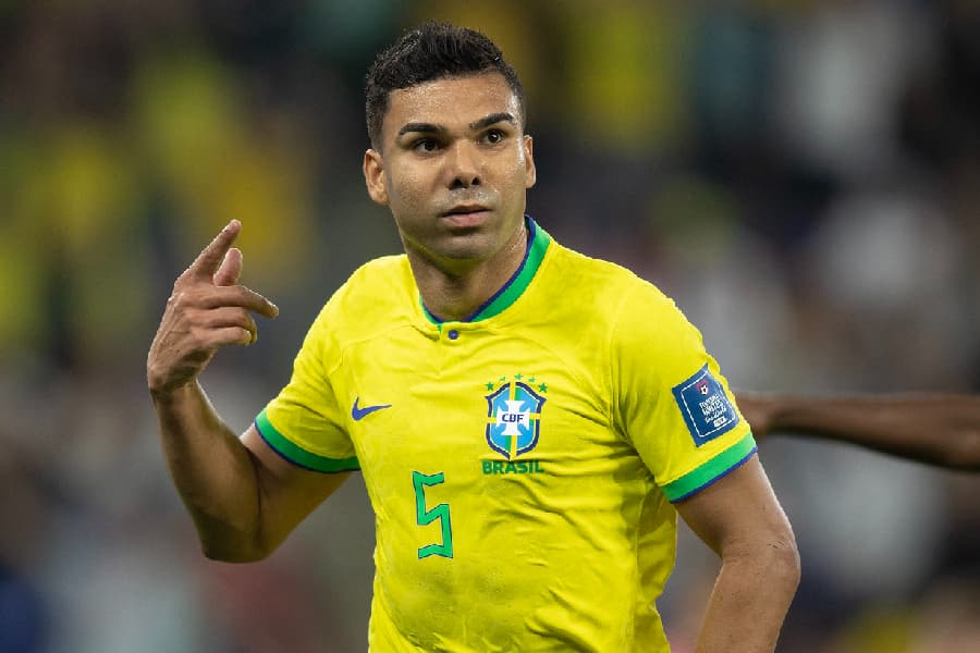 Casemiro, Gabriel Jesus, Richarlison e outros ausentes na lista de Dorival
