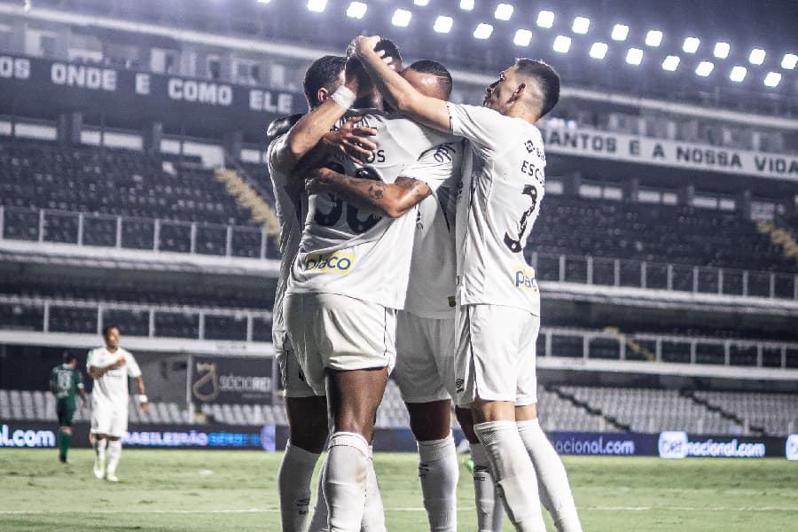Santos tenta encerrar punição e ajudar vítimas das chuvas