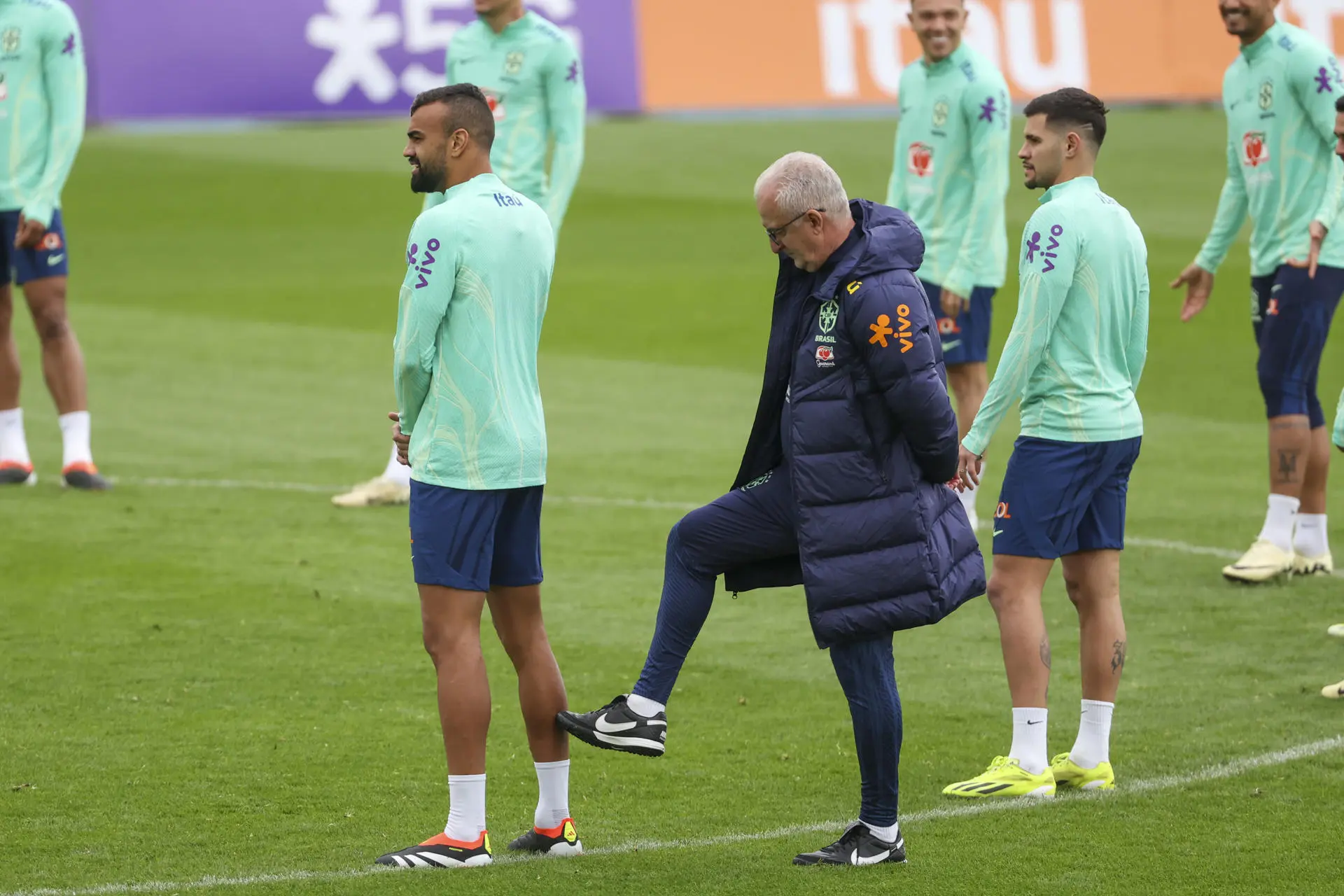 As possíveis entradas e saídas na convocação de Dorival para a Copa América