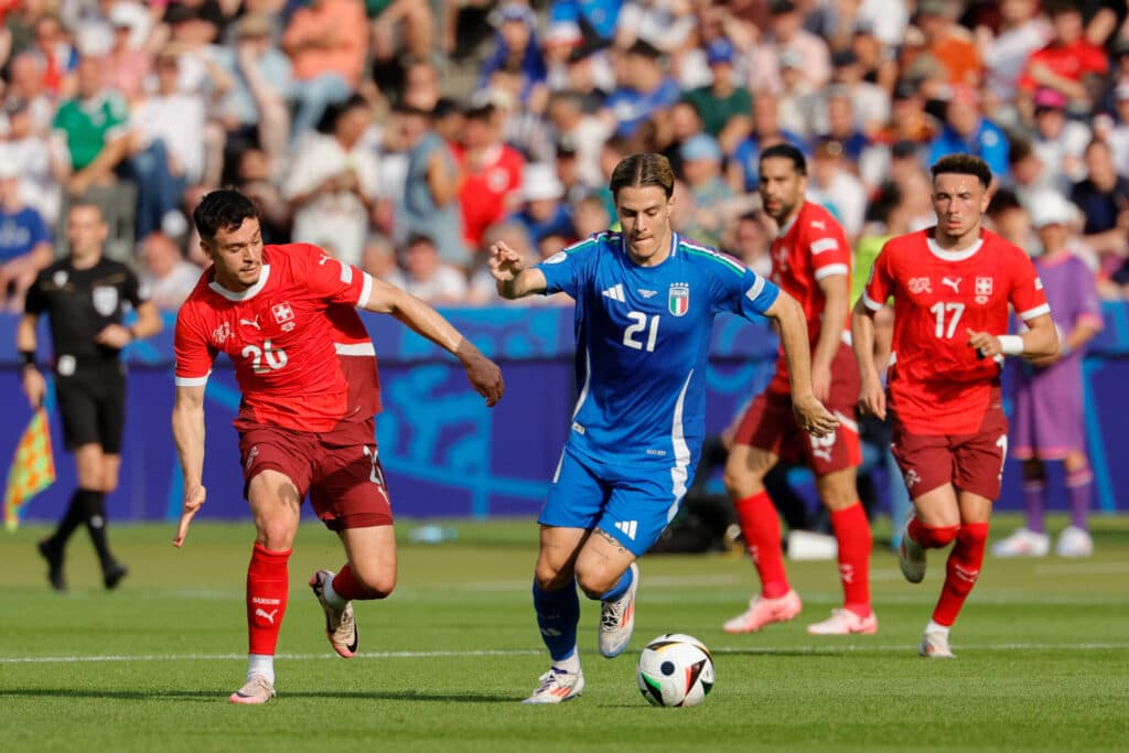 Suíça coloca Itália na roda e elimina atual campeã nas oitavas da Euro