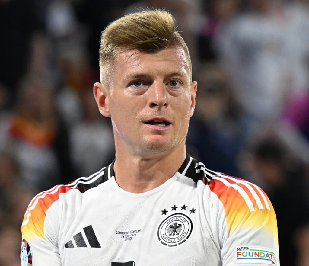 Opinião: Kroos comanda jovens em goleada da Alemanha na Euro