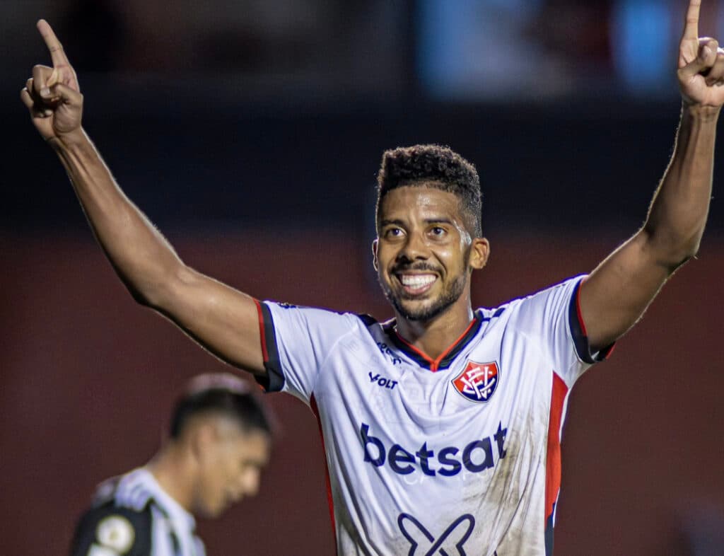 Quem é Willian Oliveira, do Vitória, artilheiro do Brasileirão