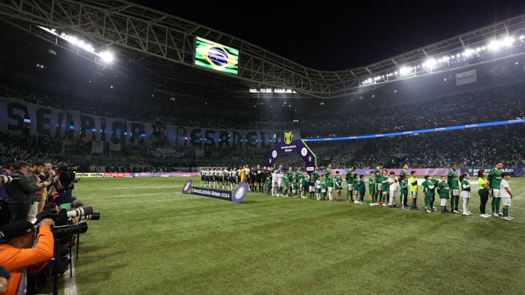 Torcida organizada do Palmeiras é proibida de ir a estádios em SP