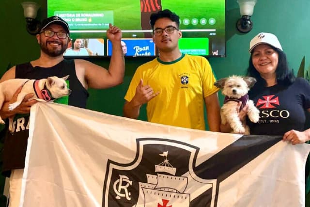 Família viaja 11 horas para ver Brasil em Charlotte e se ‘frustra’