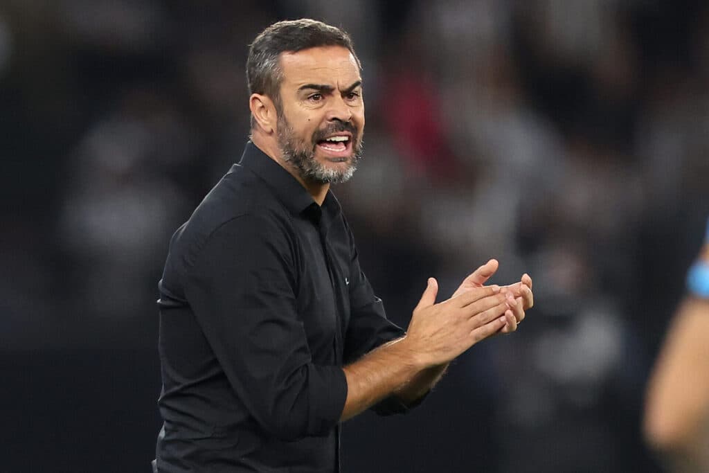 Artur Jorge sobre passagem pelo Botafogo: ‘Fui o melhor treinador da história’