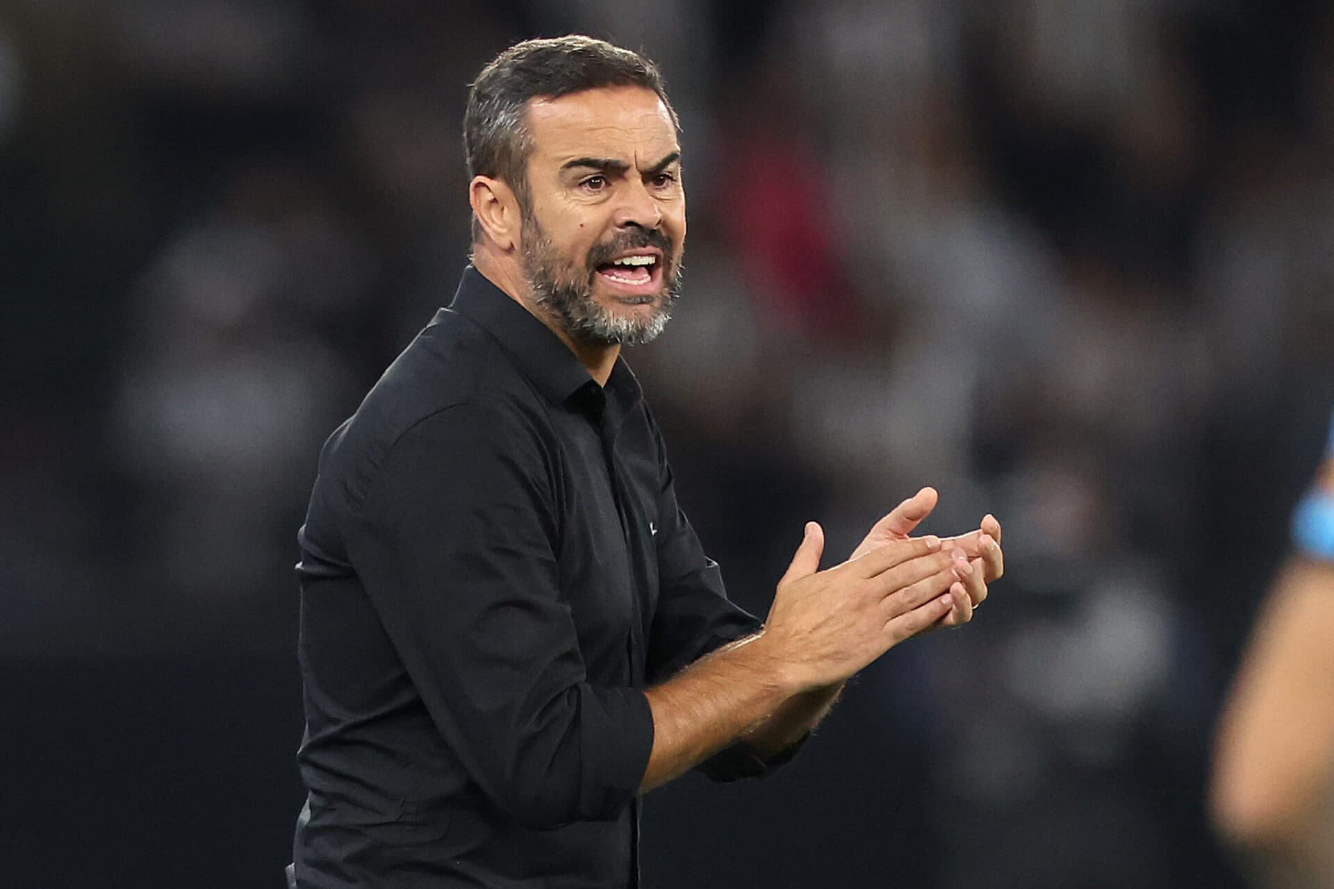 Fã de Maradona e ciclista nas horas vagas: Artur Jorge, o técnico do Botafogo