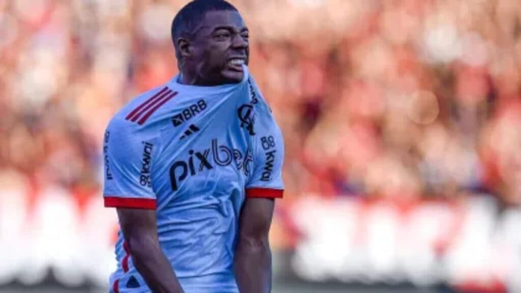 Agosto é o mês dos pesadelos para o DM do Flamengo