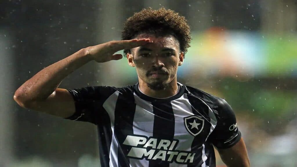 Adryelson pode estar voltando para o Botafogo por empréstimo