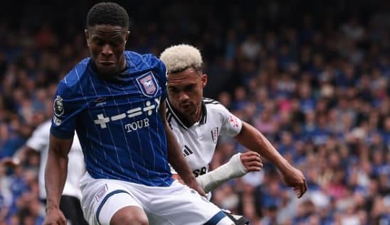 Ipswich empata com o Fulham e conquista primeiro ponto na Premier League