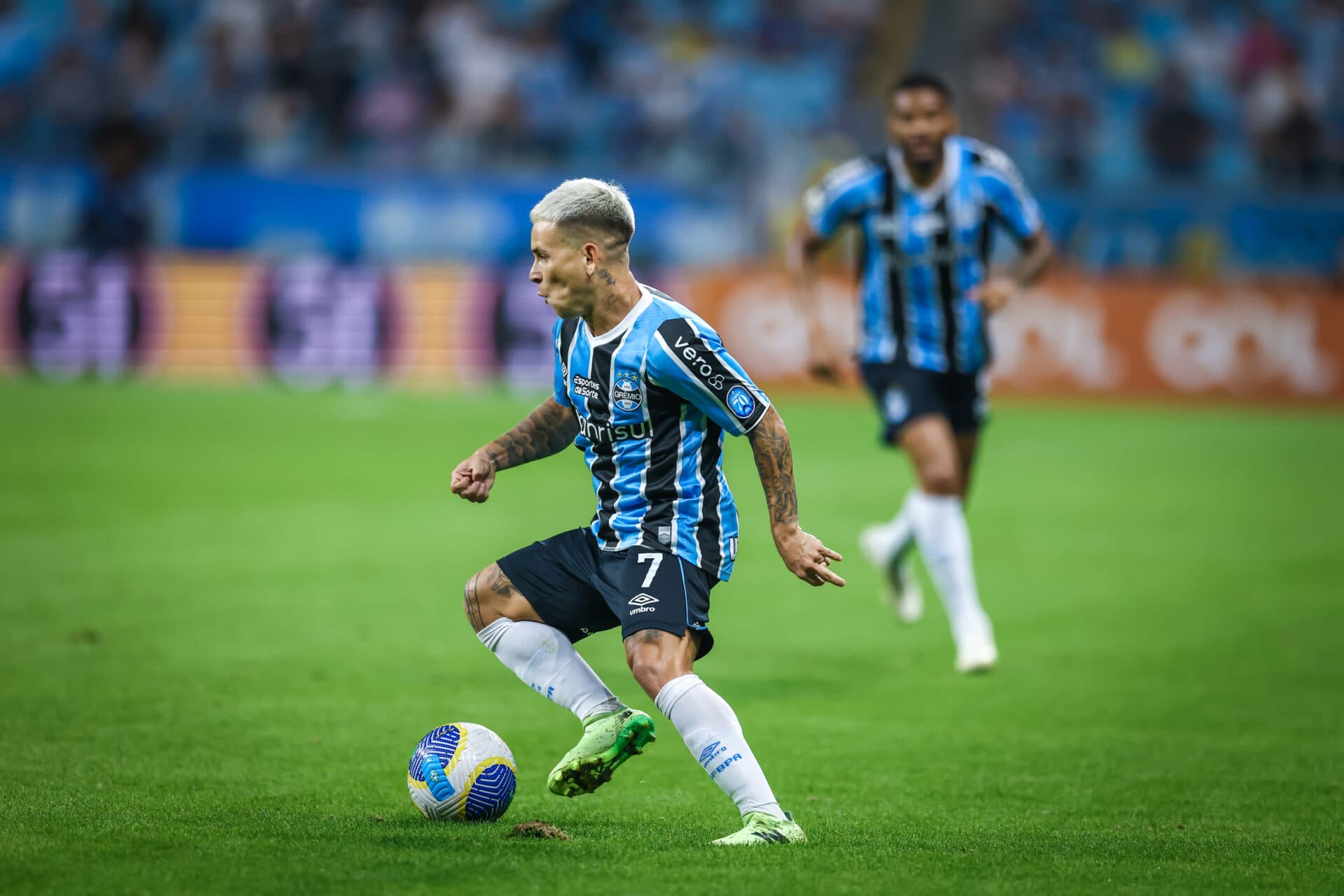 Grêmio monta barca e anuncia saídas do elenco; veja nomes