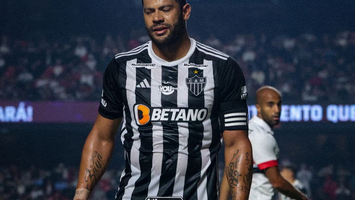 Atlético-MG segue sofrendo no Brasileirão e Hulk analisa
