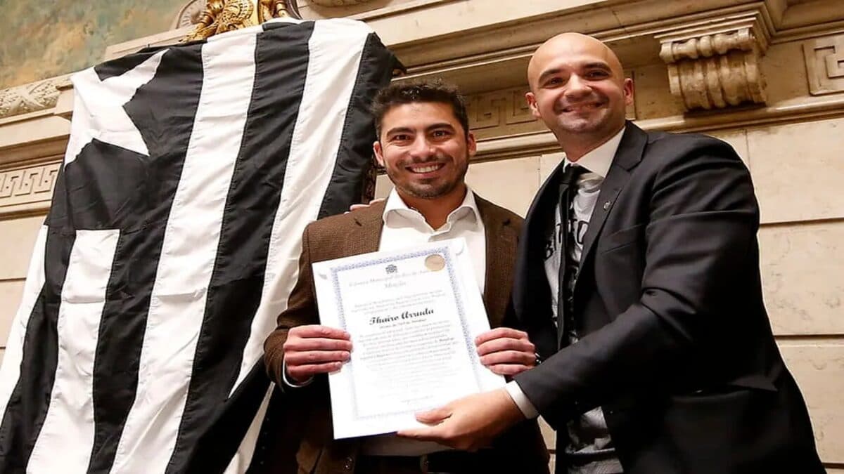 SAF do Botafogo quitou dívidas de mais de R$ 6,5 milhões