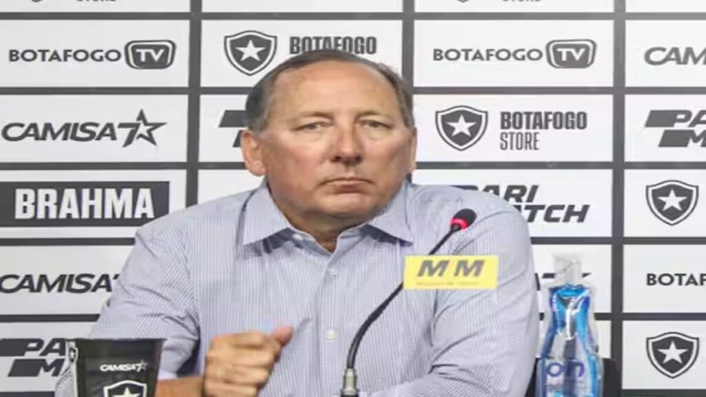 John Textor responde presidente do Grêmio sobre arbitragem