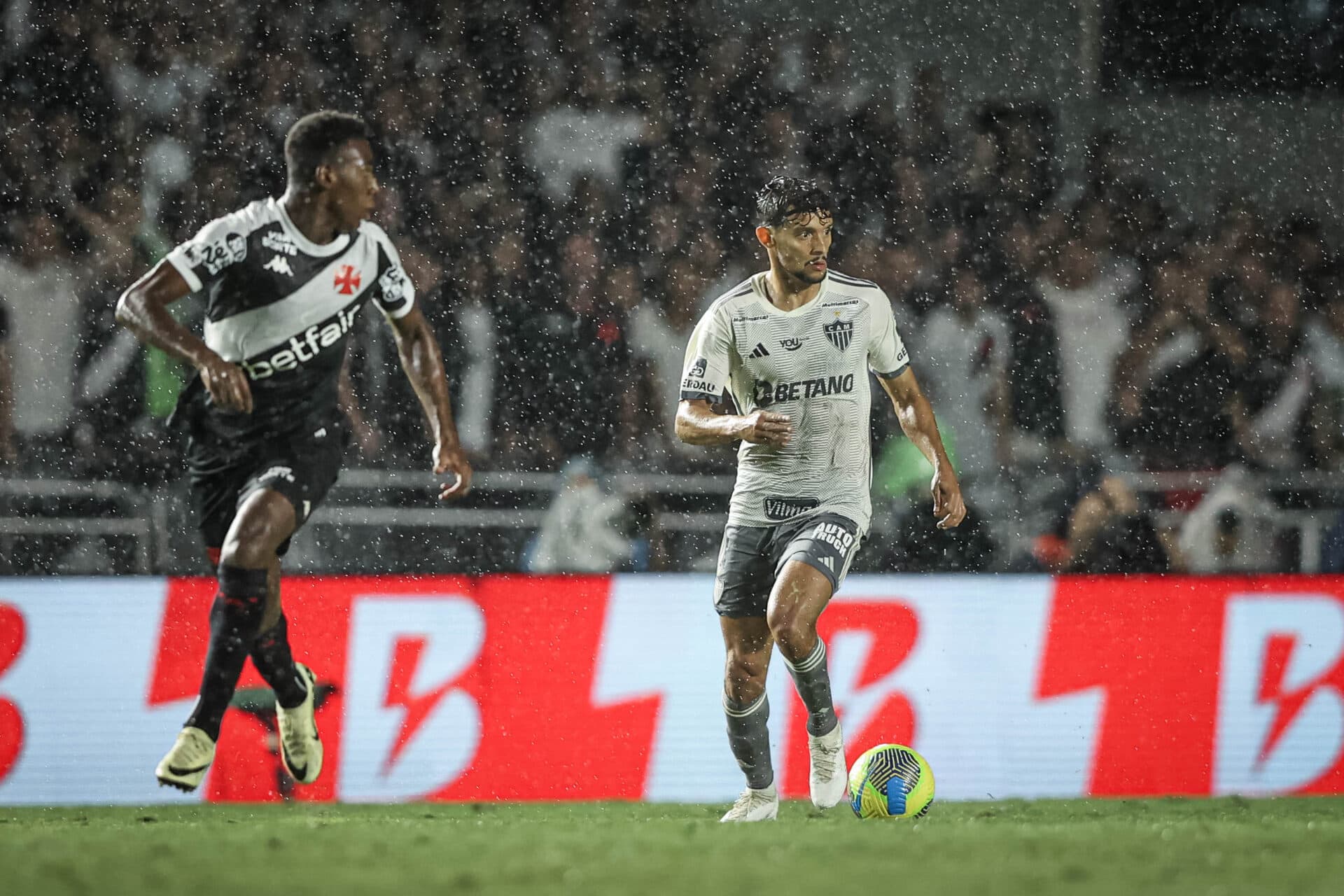 Vasco x Atlético MG: horário, escalações e onde assistir