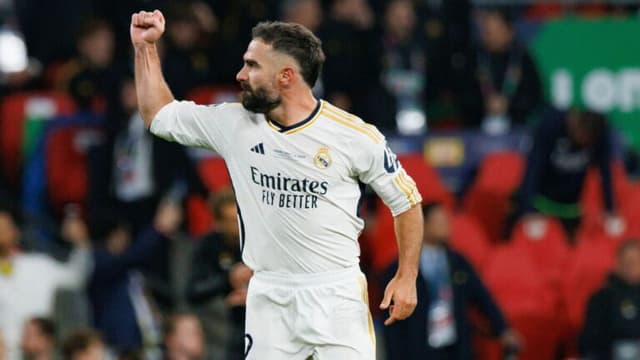 Crise no Real Madrid: Carvajal é flagrado criticando Alexander-Arnold