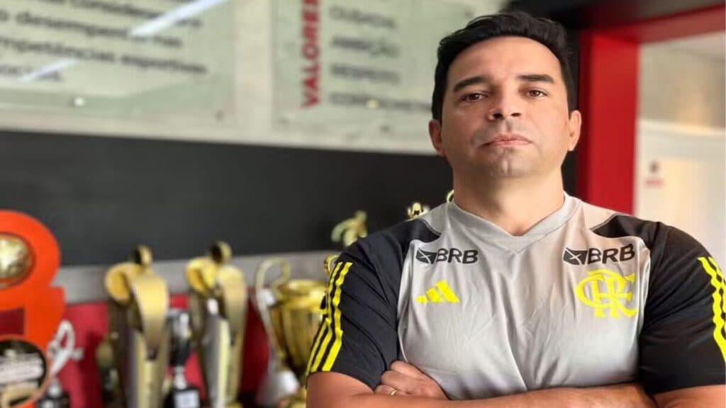 Cléber dos Santos é o novo técnico do Flamengo sub-20