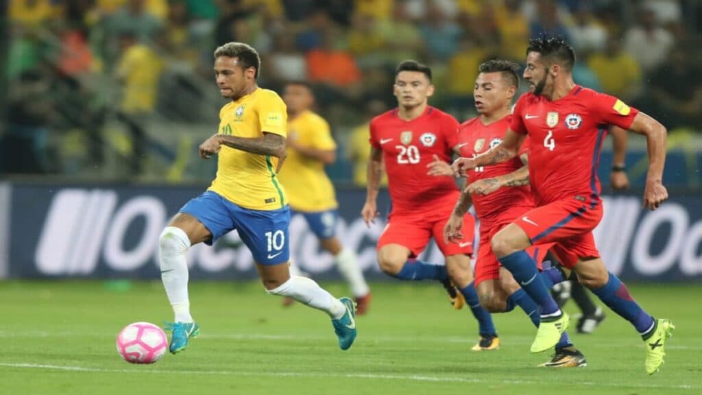 Brasil x Chile pode ser uma solução para seleção embalar de vez