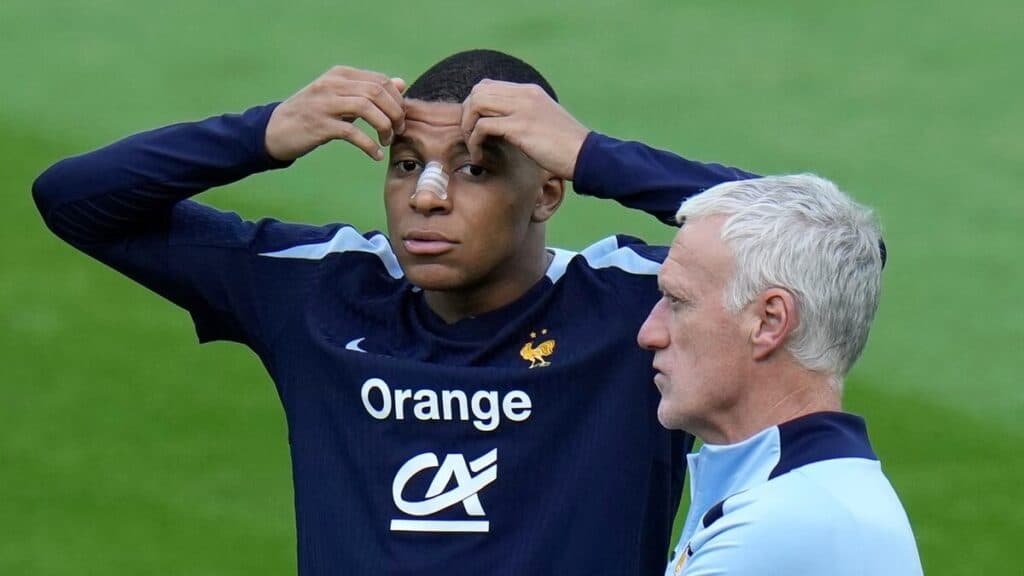 Mbappé fora da seleção francesa é culpa de Deschamps?