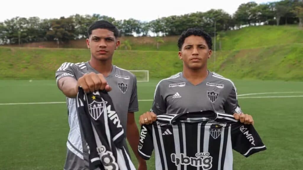 Atlético-MG deve usar jogadores da base contra o Fortaleza