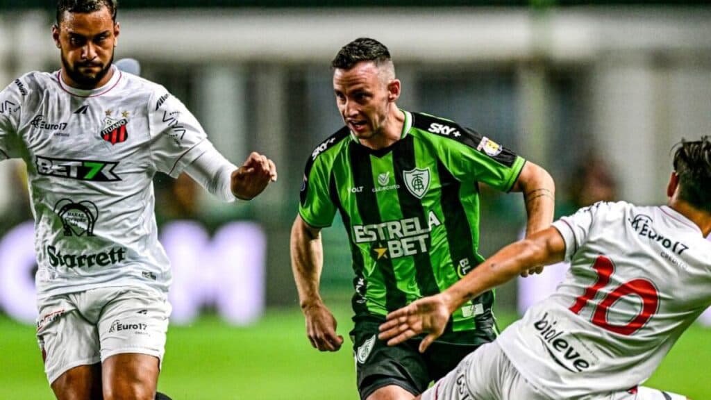 América MG vira em cima do Ituano em jogo de 5 gols na série B