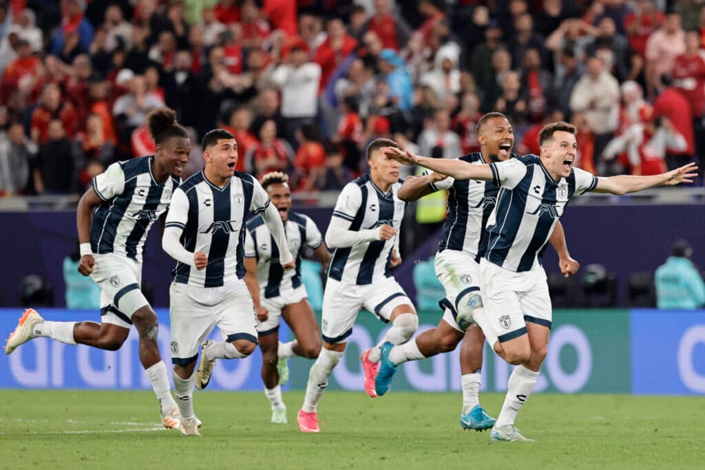 Nos pênaltis, Pachuca elimina Al Ahly e pega Real Madrid na final da Intercontinental