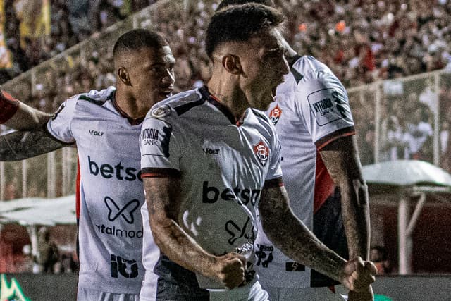 Vitória x Sousa: horário, escalações e onde assistir