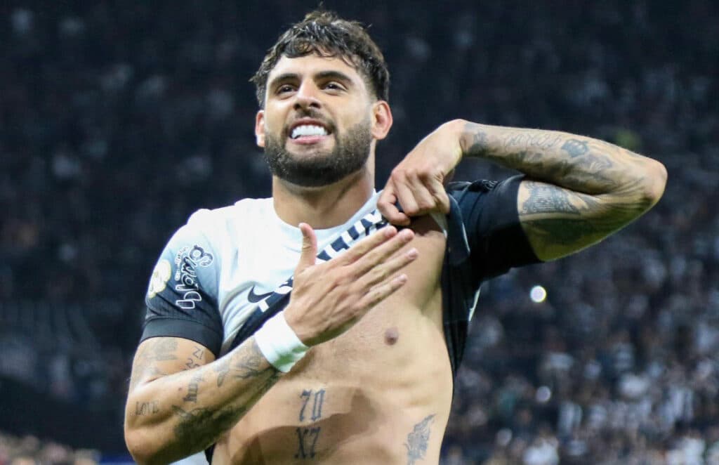 Corinthians se garante na Libertadores com derrota do Cruzeiro
