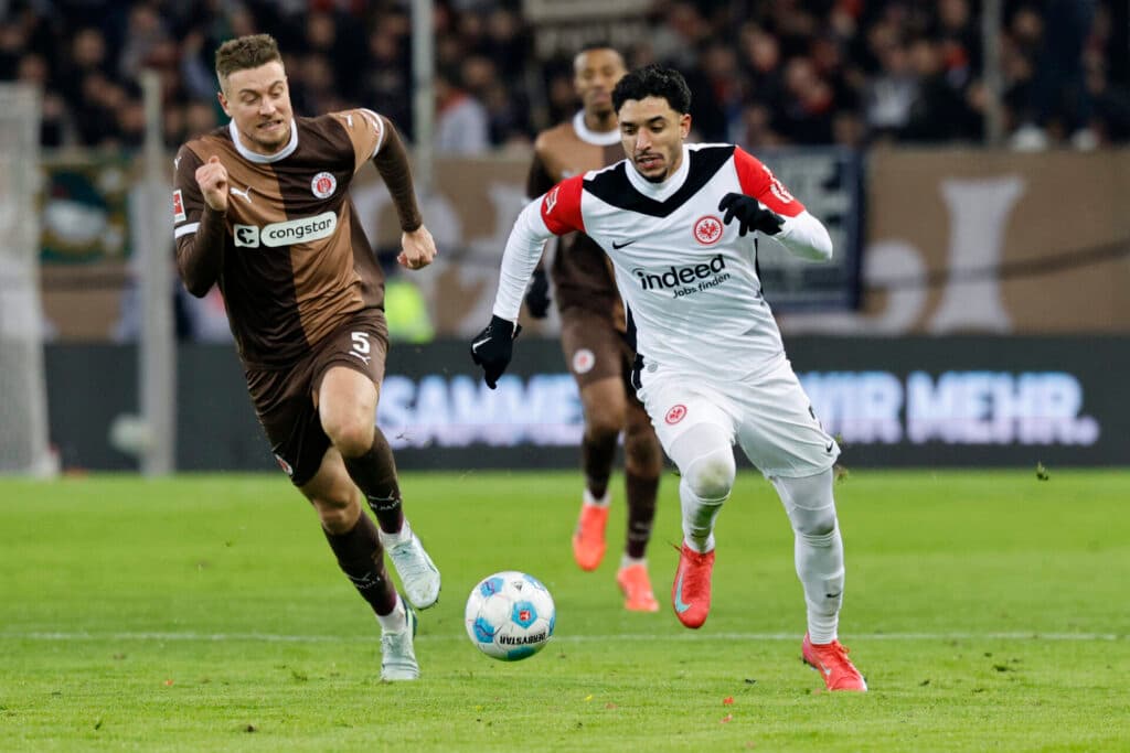 Omar Marmoush: quem é o ‘novo Salah’ pretendido por Guardiola