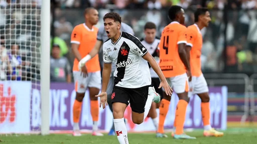 Vasco e Nova Iguaçu ficam no empate na estreia do Carioc