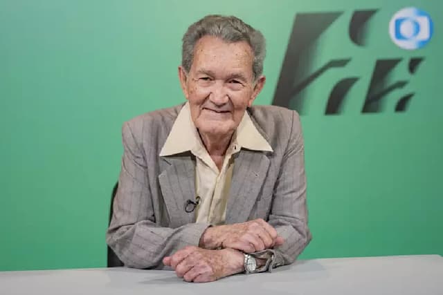 Locutor Léo Batista morre aos 92 anos no Rio