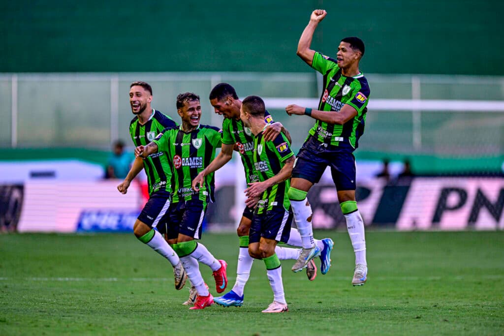 América-MG elimina o Cruzeiro nos pênaltis vai para a final do Mineiro