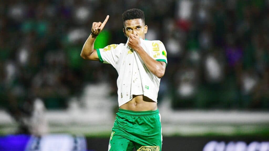 Com show de Estêvão, Palmeiras vence o Guarani pelo Paulista